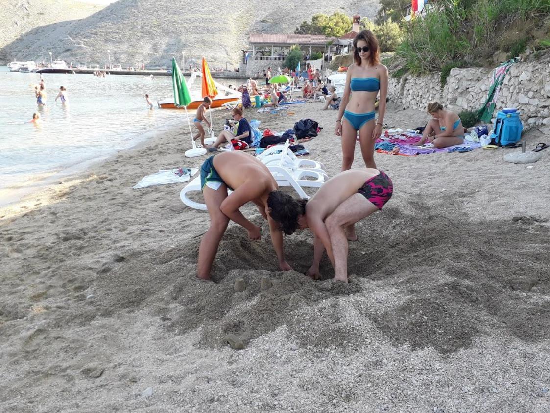Dandy Daire Povljana Dış mekan fotoğraf